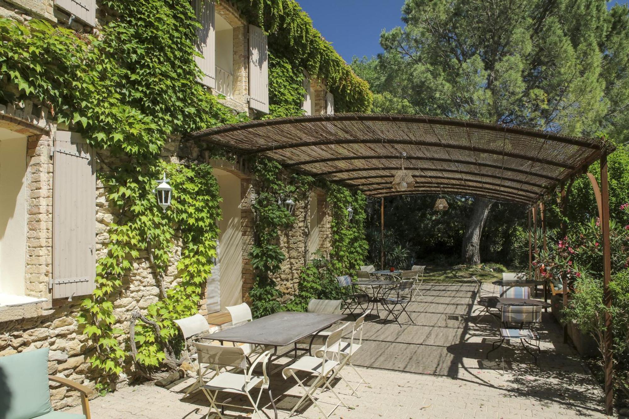 Logis Hotel La Sommellerie Châteauneuf-du-Pape Exterior foto