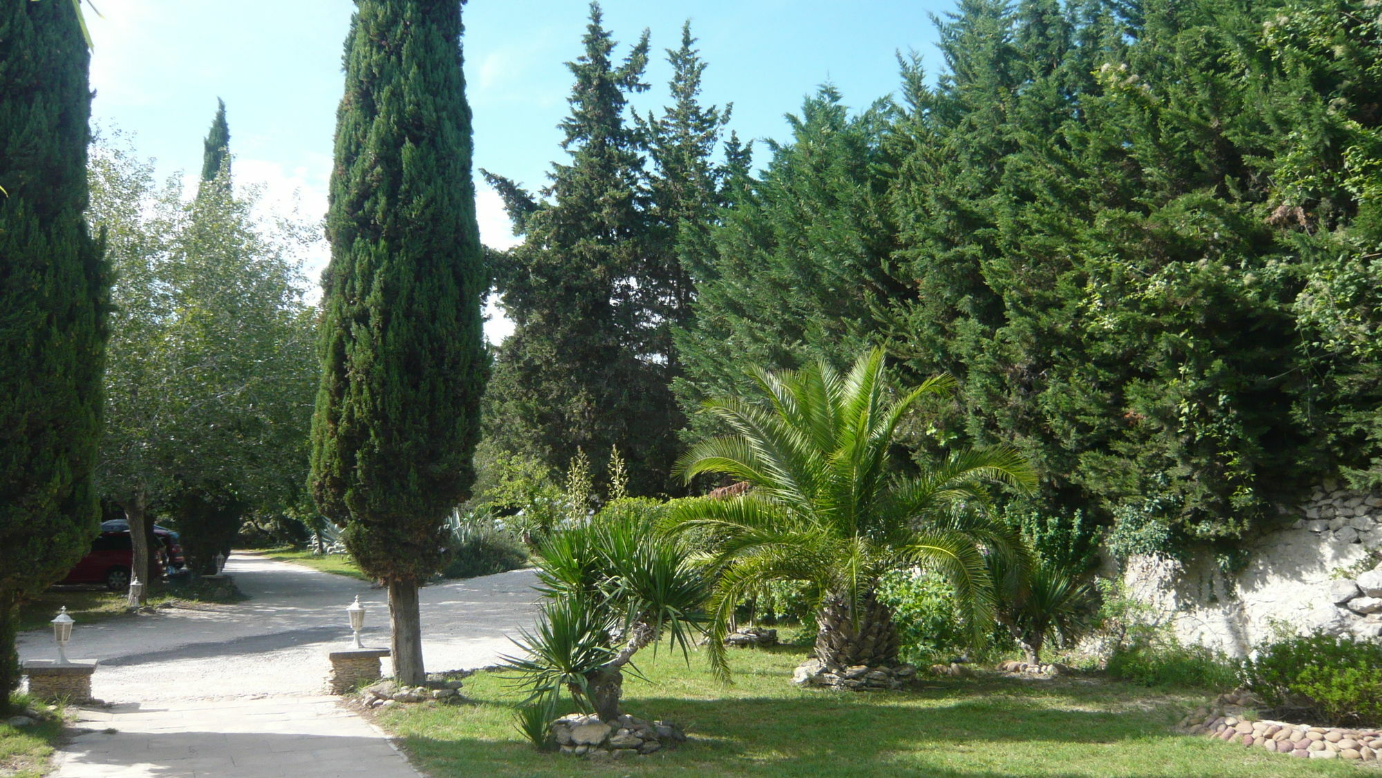 Logis Hotel La Sommellerie Châteauneuf-du-Pape Exterior foto